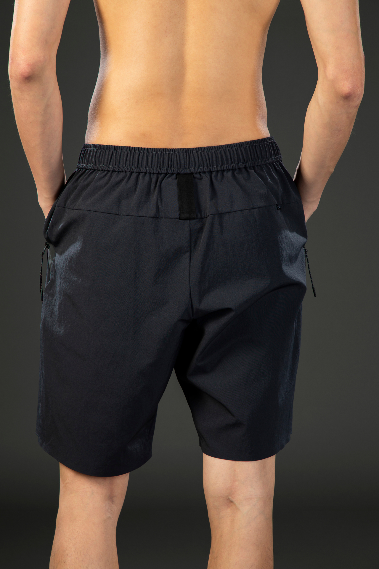 04 / Shorts