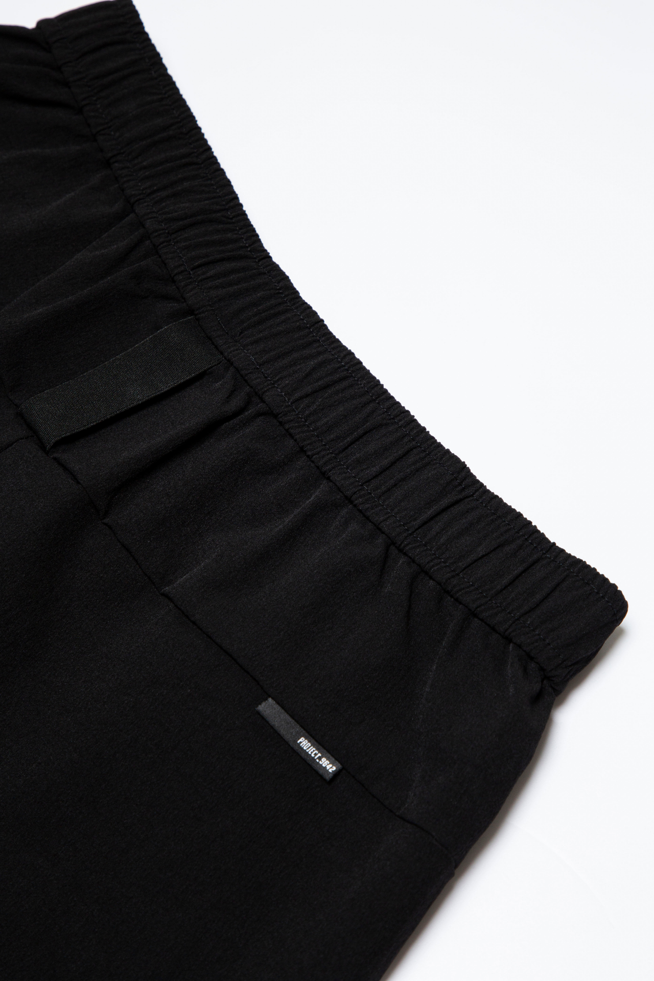 04 / Shorts