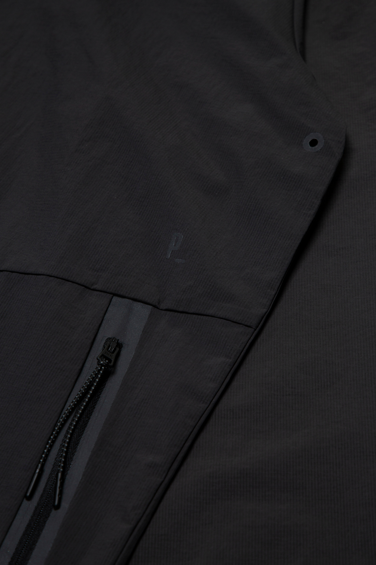 06 / Windbreaker